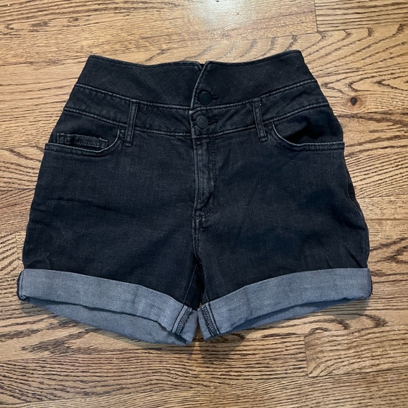 Banana Republic high rise jean shorts - Picture 1 of 3